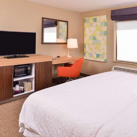 Hampton Inn Йорк Екстер'єр фото