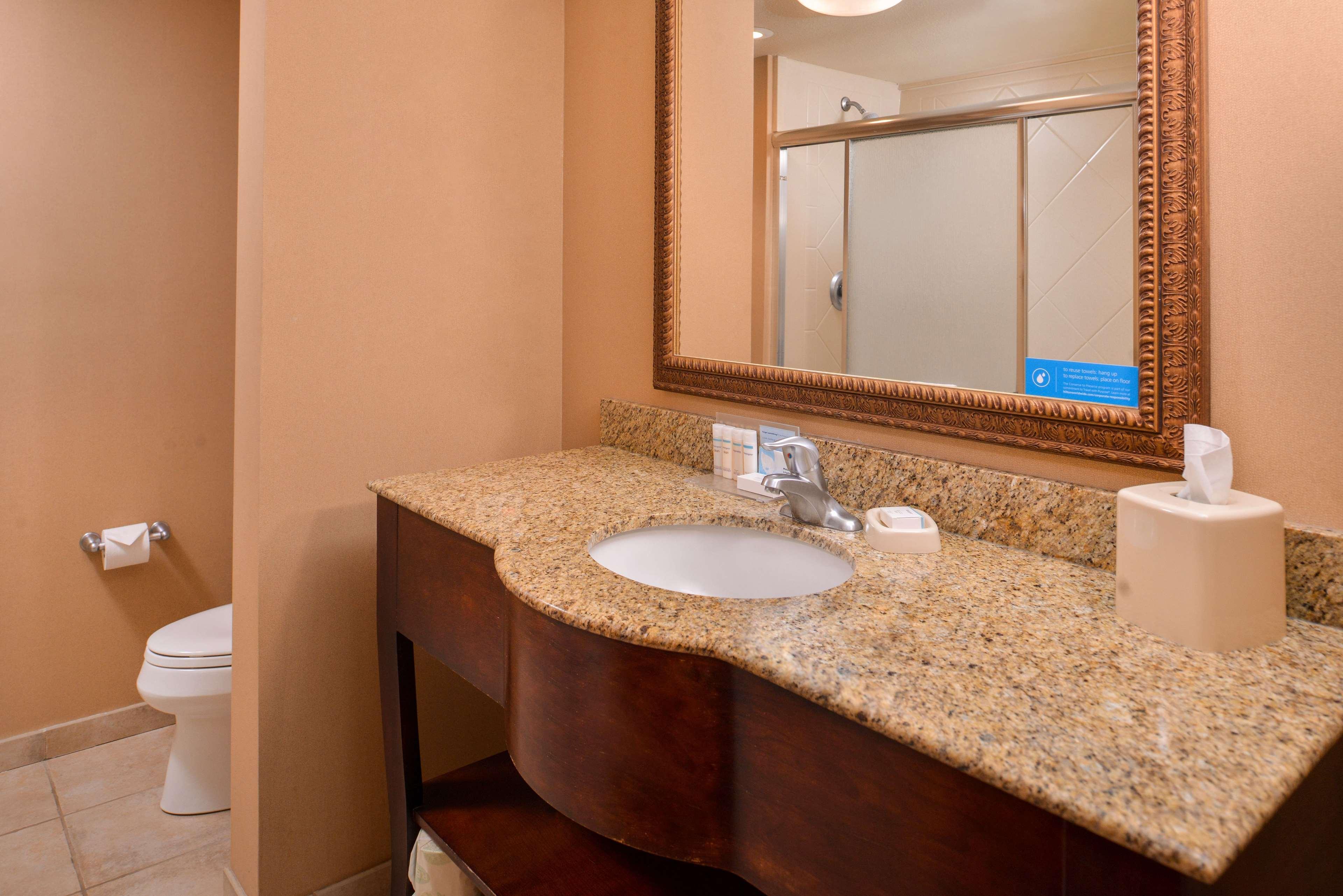 Hampton Inn Йорк Екстер'єр фото