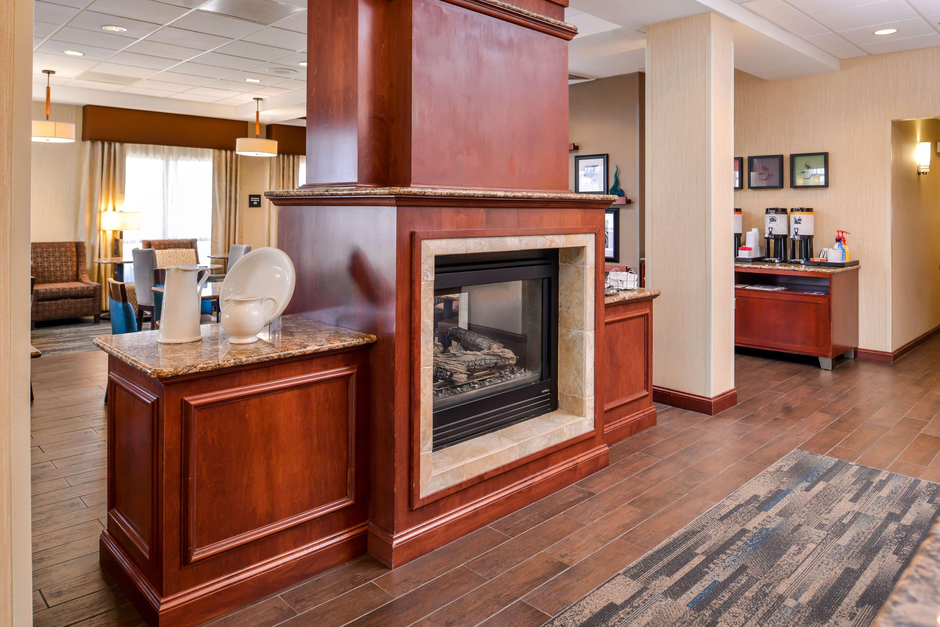 Hampton Inn Йорк Екстер'єр фото