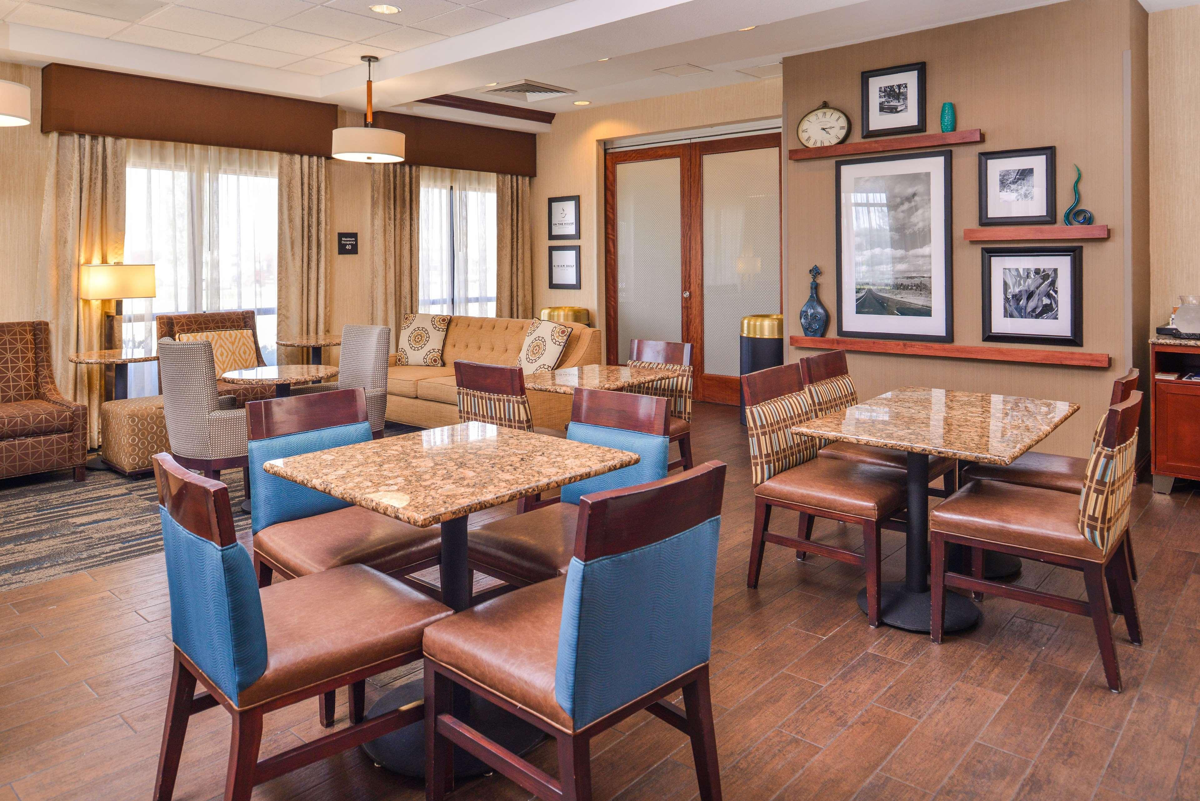 Hampton Inn Йорк Екстер'єр фото
